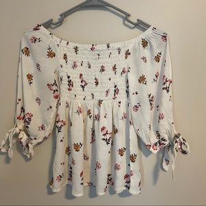 XS One Clothing Floral Blouse
